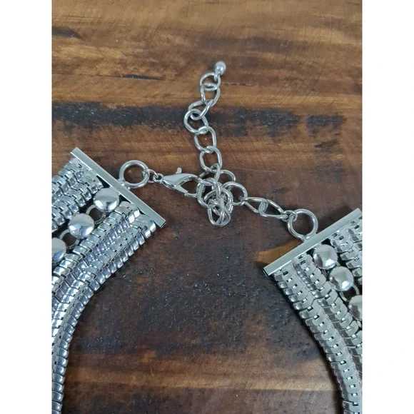 Choker Bib‎ Style Necklace w Matching Clip On Earrings, Silver Tone, Chunky - Picture 5 of 6